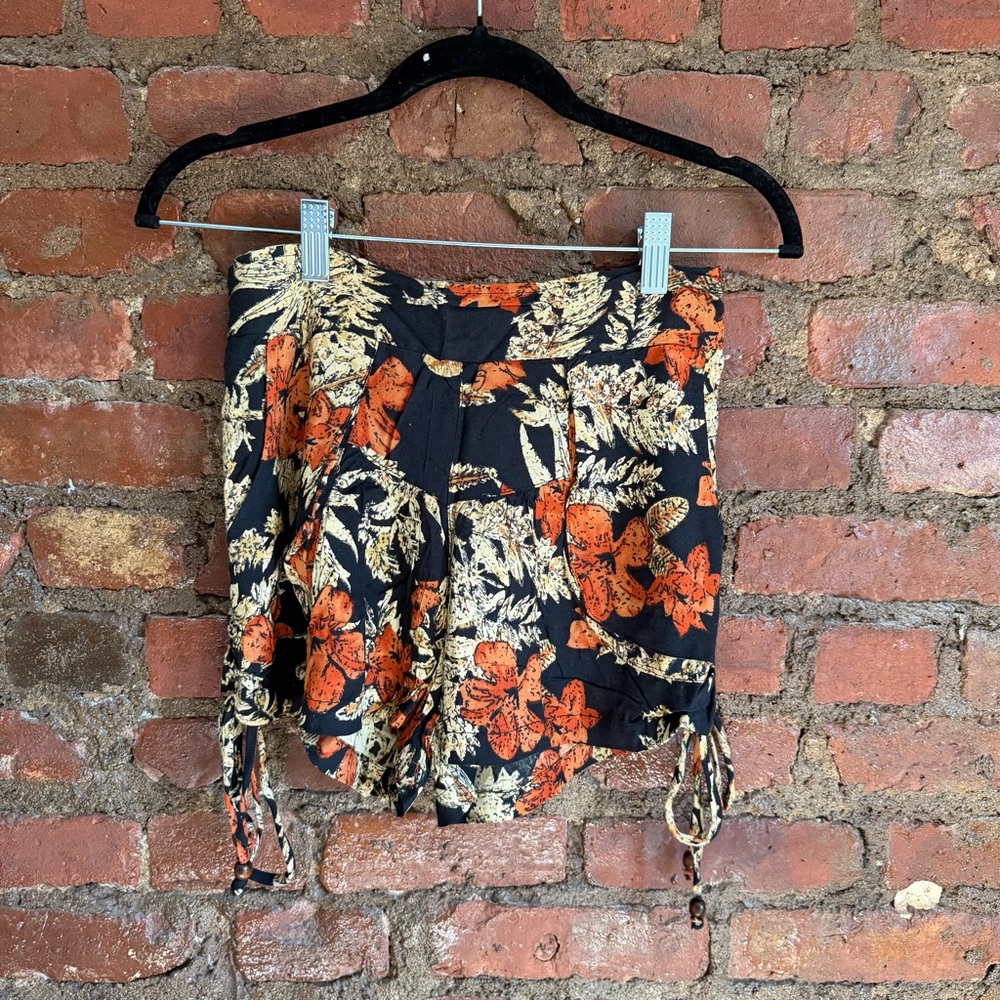 NWT Floral Print Shorts